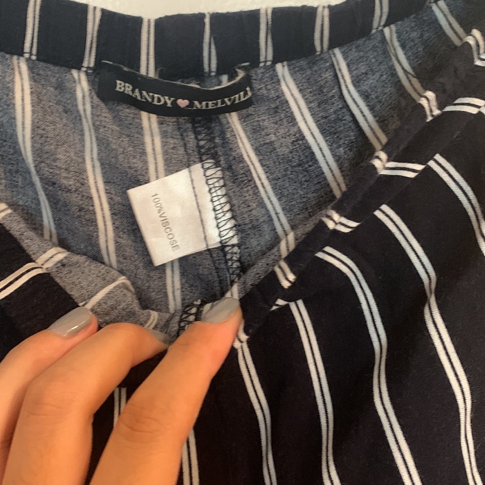 BRANDY MELVIILLE FRANKIE PANTS - Picture 3 of 4